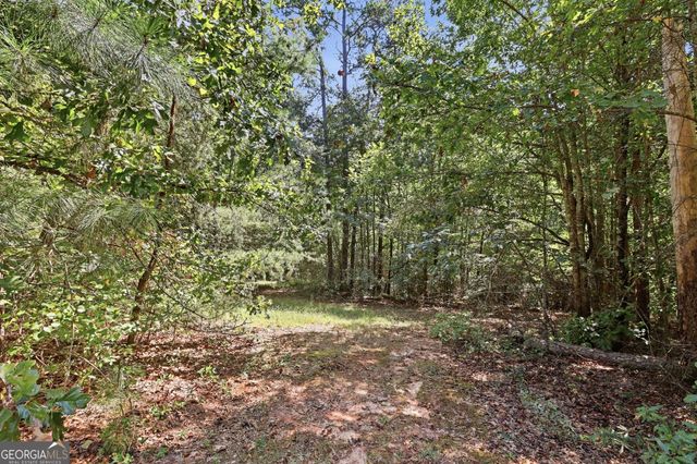 2952 Rock Creek Road, Toccoa, GA 30577