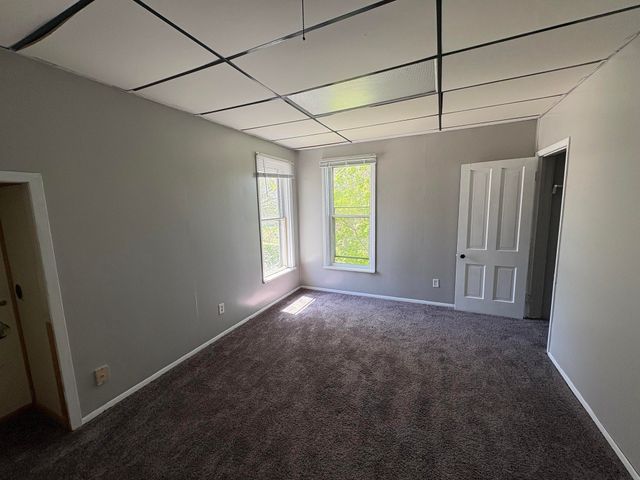 526 W 8th Street, Cedar Falls, IA 50613