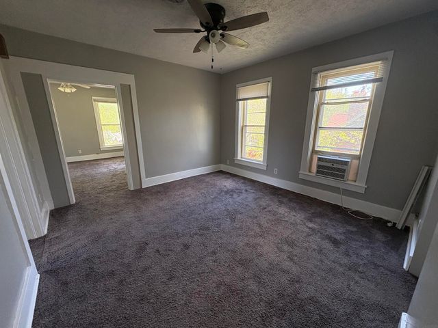 526 W 8th Street, Cedar Falls, IA 50613