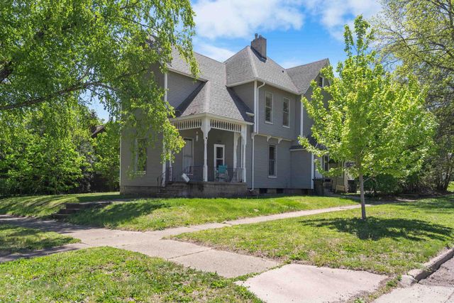 526 W 8th Street, Cedar Falls, IA 50613