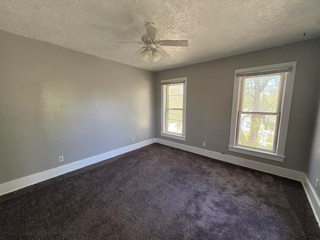 526 W 8th Street, Cedar Falls, IA 50613