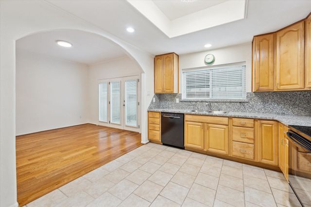 11711 Memorial Drive 639, Houston, TX 77024