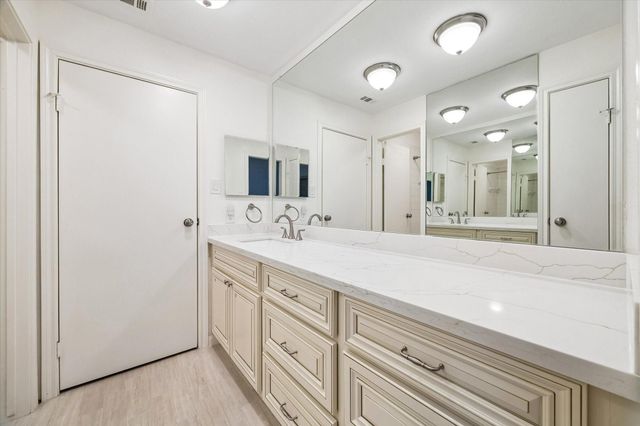 11711 Memorial Drive 639, Houston, TX 77024