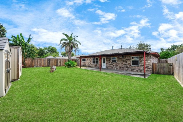 1110 E Brown Lane, Deer Park, TX 77536