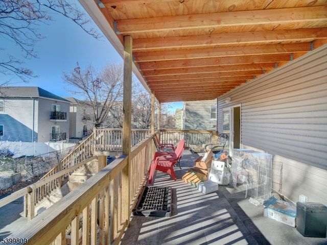 32 W 19Th St, Bayonne City, NJ 07002