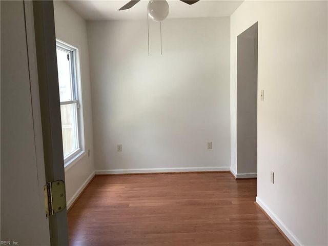 301 Civil Ct Unit E, Newport News, VA 23608