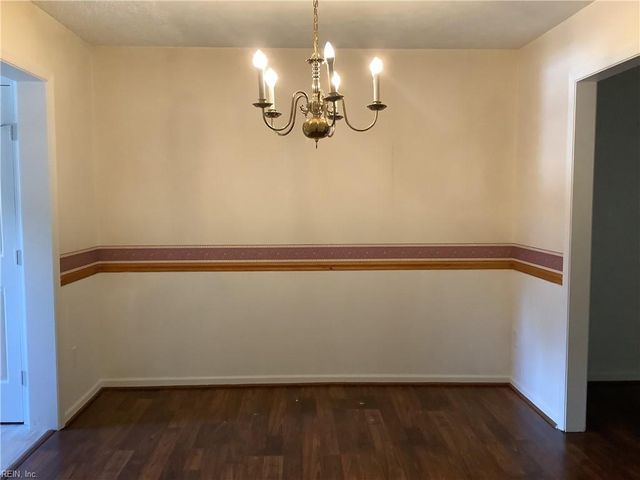 301 Civil Ct Unit E, Newport News, VA 23608
