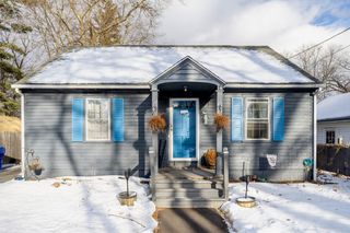 179 Carver, Springfield, MA 01108