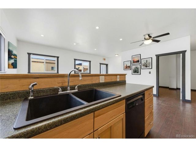 601 Chestnut St, Leadville, CO 80461