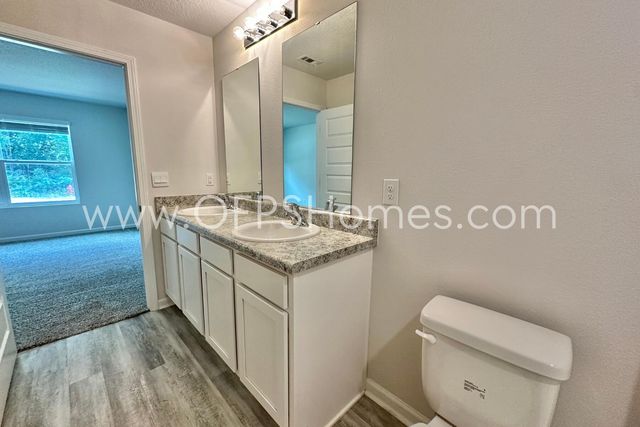 3125 Van Day Way, Crestview, FL 32539