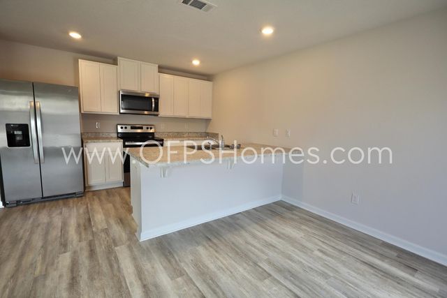 3125 Van Day Way, Crestview, FL 32539