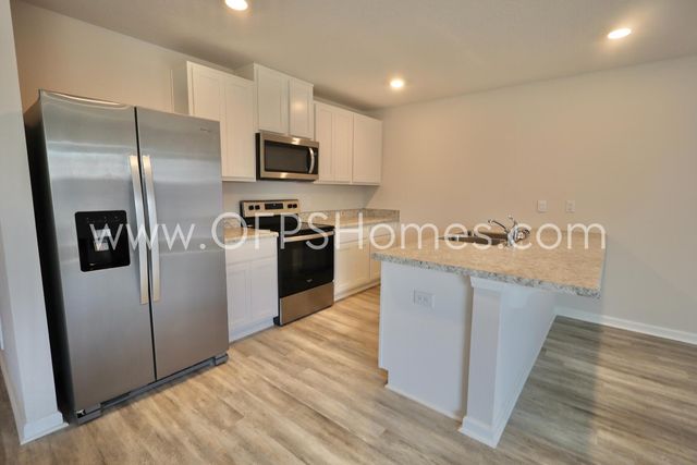 3125 Van Day Way, Crestview, FL 32539