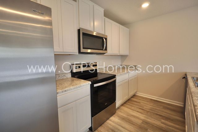 3125 Van Day Way, Crestview, FL 32539