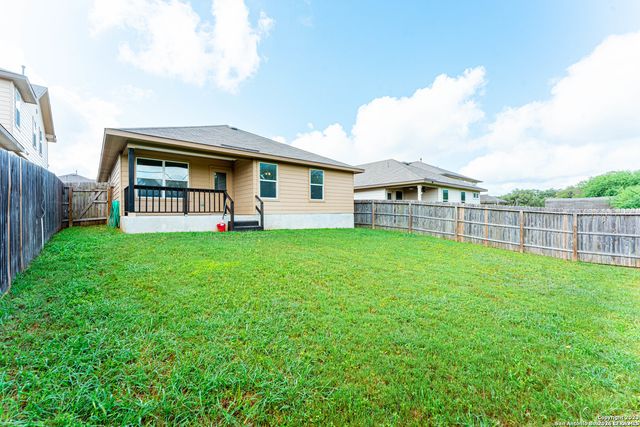 713 Brown Thrasher, San Antonio, TX 78253