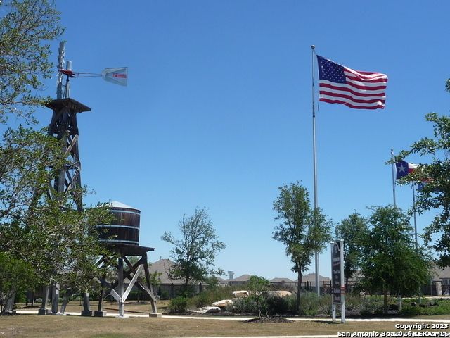 713 Brown Thrasher, San Antonio, TX 78253