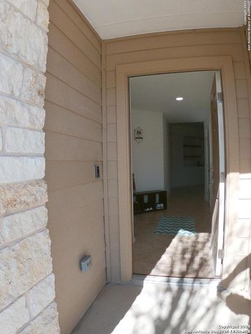 713 Brown Thrasher, San Antonio, TX 78253