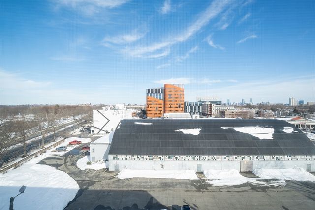 180 Telford St 605, Boston, MA 02135