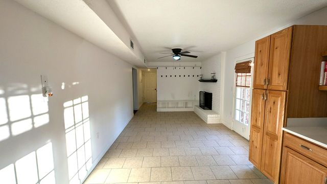 12 W Casa Loma Drive, Mary Esther, FL 32569