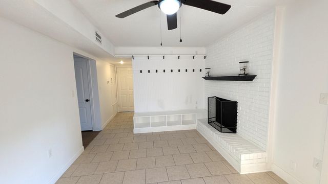 12 W Casa Loma Drive, Mary Esther, FL 32569