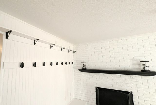 12 W Casa Loma Drive, Mary Esther, FL 32569