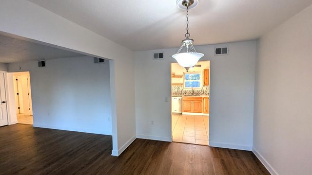 12 W Casa Loma Drive, Mary Esther, FL 32569