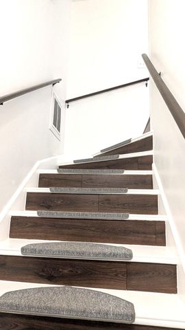 12 W Casa Loma Drive, Mary Esther, FL 32569