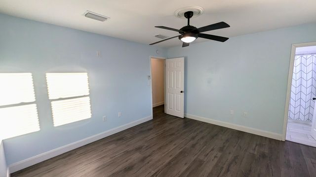 12 W Casa Loma Drive, Mary Esther, FL 32569