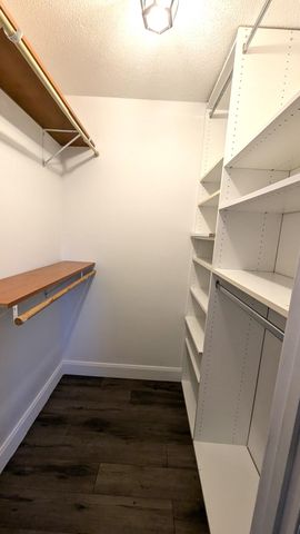 12 W Casa Loma Drive, Mary Esther, FL 32569