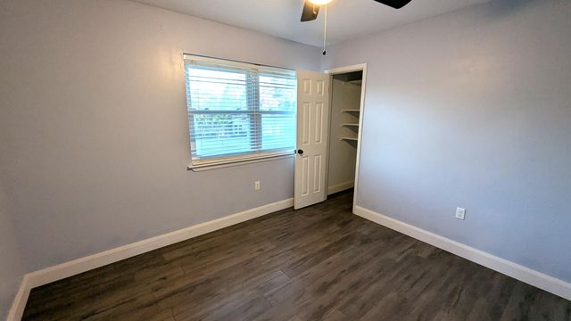 12 W Casa Loma Drive, Mary Esther, FL 32569