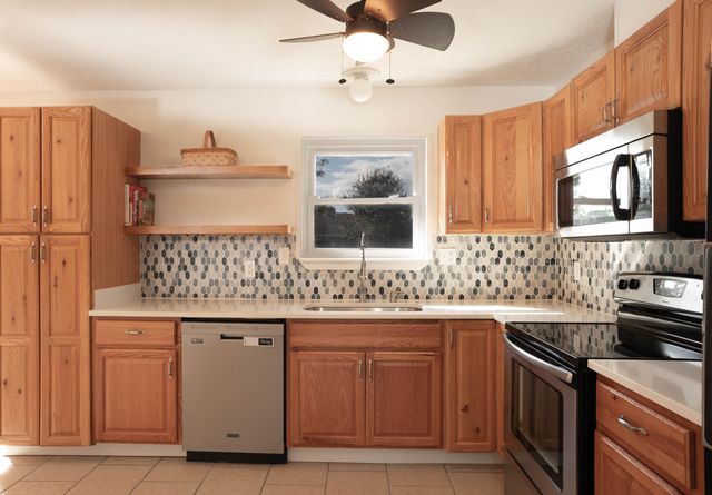 12 W Casa Loma Drive, Mary Esther, FL 32569