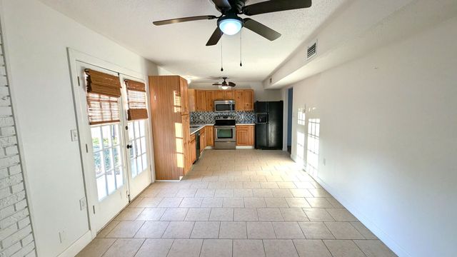 12 W Casa Loma Drive, Mary Esther, FL 32569