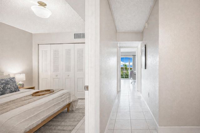 115 NE 202nd Terrace M20, Miami Gardens, FL 33179