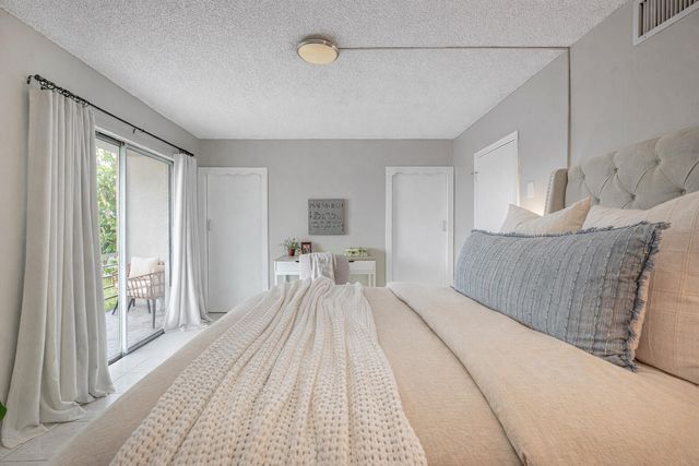 115 NE 202nd Terrace M20, Miami Gardens, FL 33179