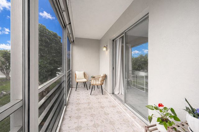 115 NE 202nd Terrace M20, Miami Gardens, FL 33179