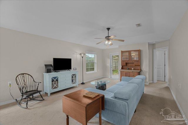 5797 Corkscrew Ct, Pace, FL 32571