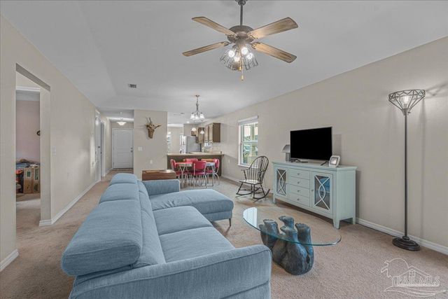 5797 Corkscrew Ct, Pace, FL 32571