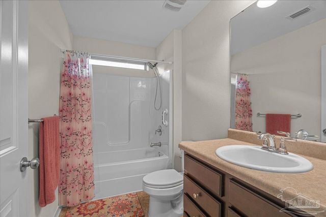 5797 Corkscrew Ct, Pace, FL 32571