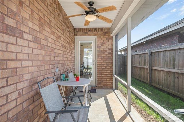 5797 Corkscrew Ct, Pace, FL 32571