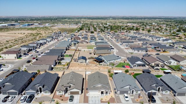 7413 White Cedar Place, Canutillo, TX 79835