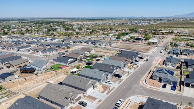7413 White Cedar Place, Canutillo, TX 79835