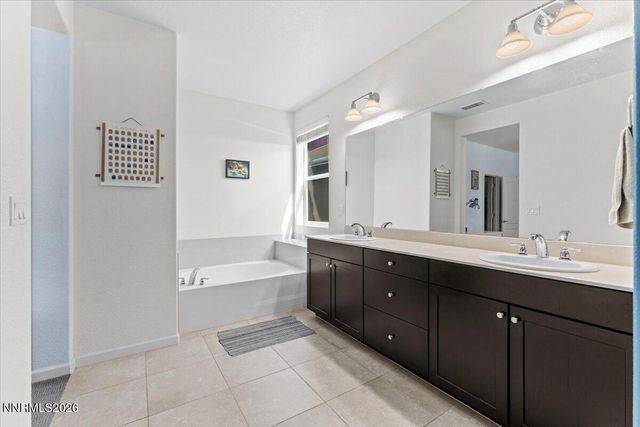 2925 Lessini Court, Sparks, NV 89434