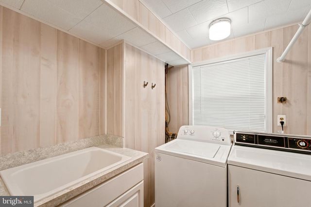 206 STODDERT AVE, Waldorf, MD 20602