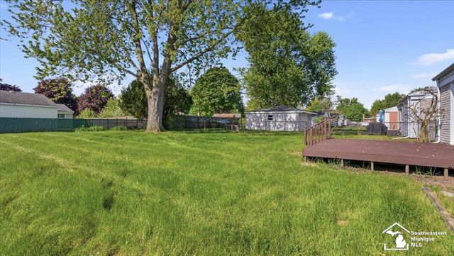 25647 Baker Street, Taylor, MI 48180