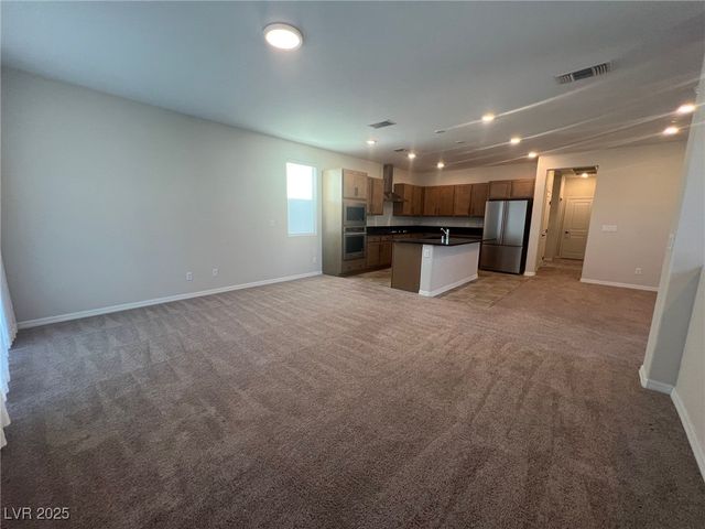 7939 Terra Barossa Street, Las Vegas, NV 89113