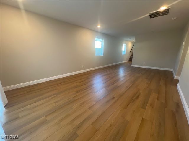 7939 Terra Barossa Street, Las Vegas, NV 89113