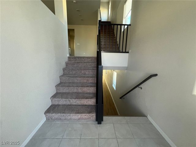 7939 Terra Barossa Street, Las Vegas, NV 89113