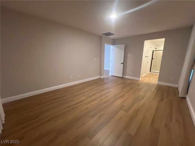 7939 Terra Barossa Street, Las Vegas, NV 89113