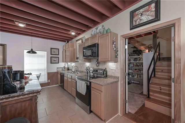 5805 W Chapel Hill Road, Douglasville, GA 30135