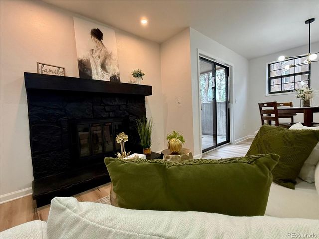 10950 W Florida Avenue 304, Lakewood, CO 80232