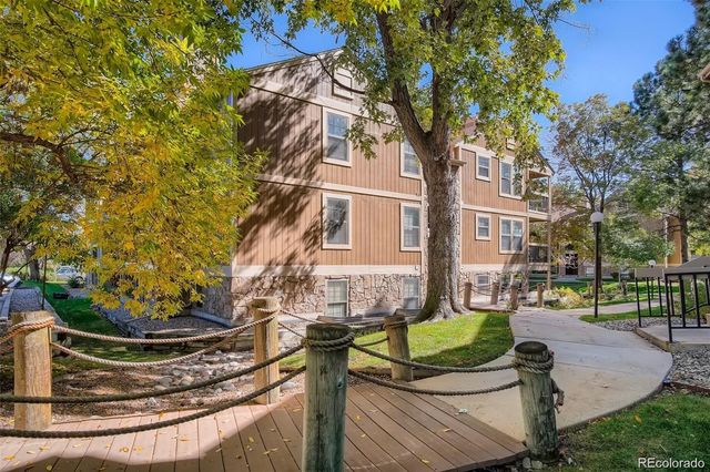 10950 W Florida Avenue 304, Lakewood, CO 80232